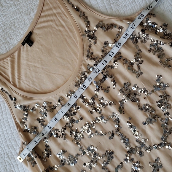 Express Sequin Tank - Picture 3 of 6